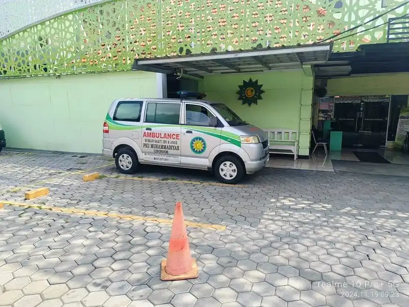 MOBIL AMBULAN